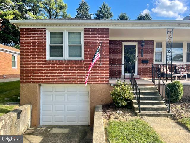 COLONIAL GARDENS - Residential