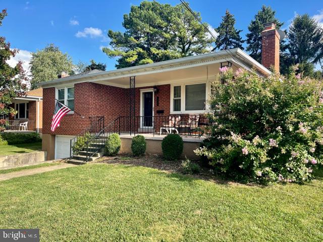 COLONIAL GARDENS - Residential