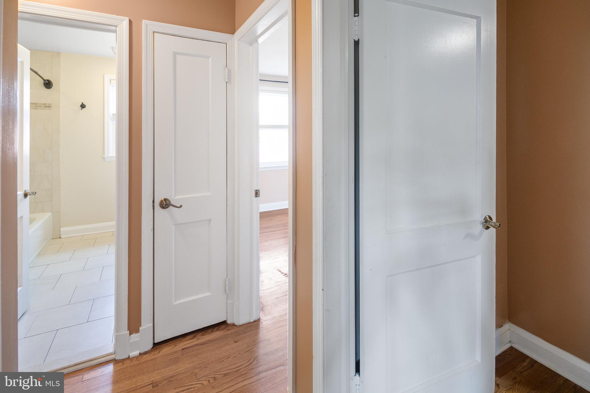 COLONIAL GARDENS - Residential