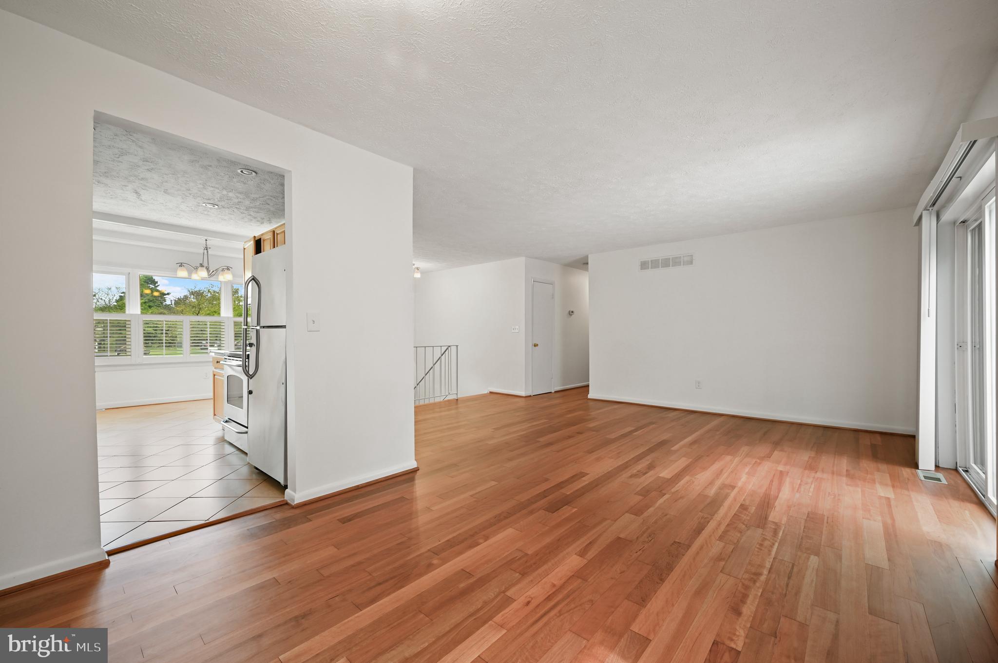 ROLLING HILLS - Residential Lease