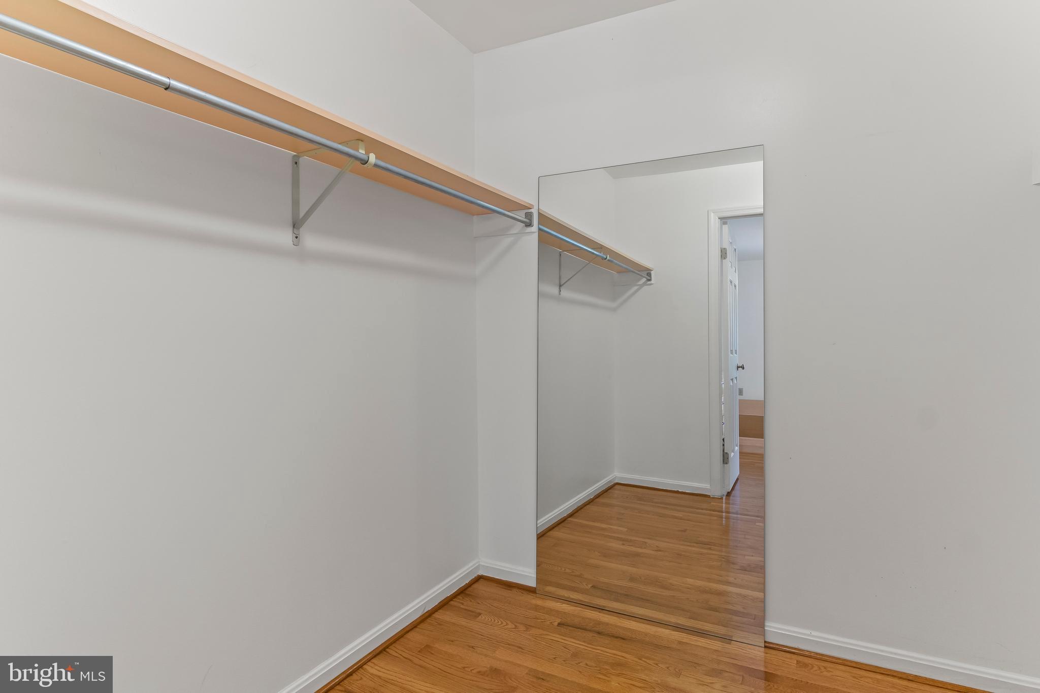 COLONIAL PARK EAST - Residential Lease