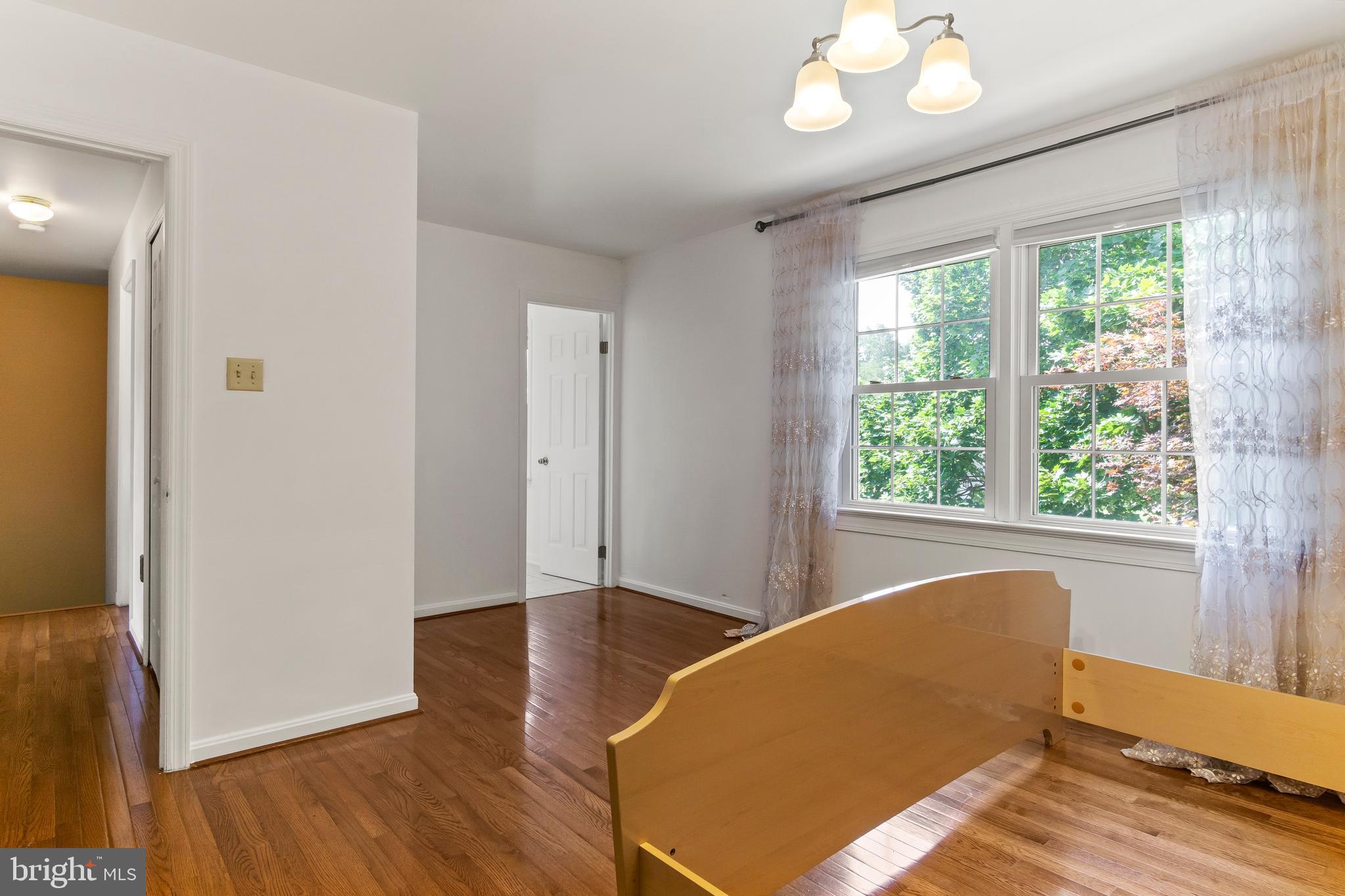 COLONIAL PARK EAST - Residential Lease