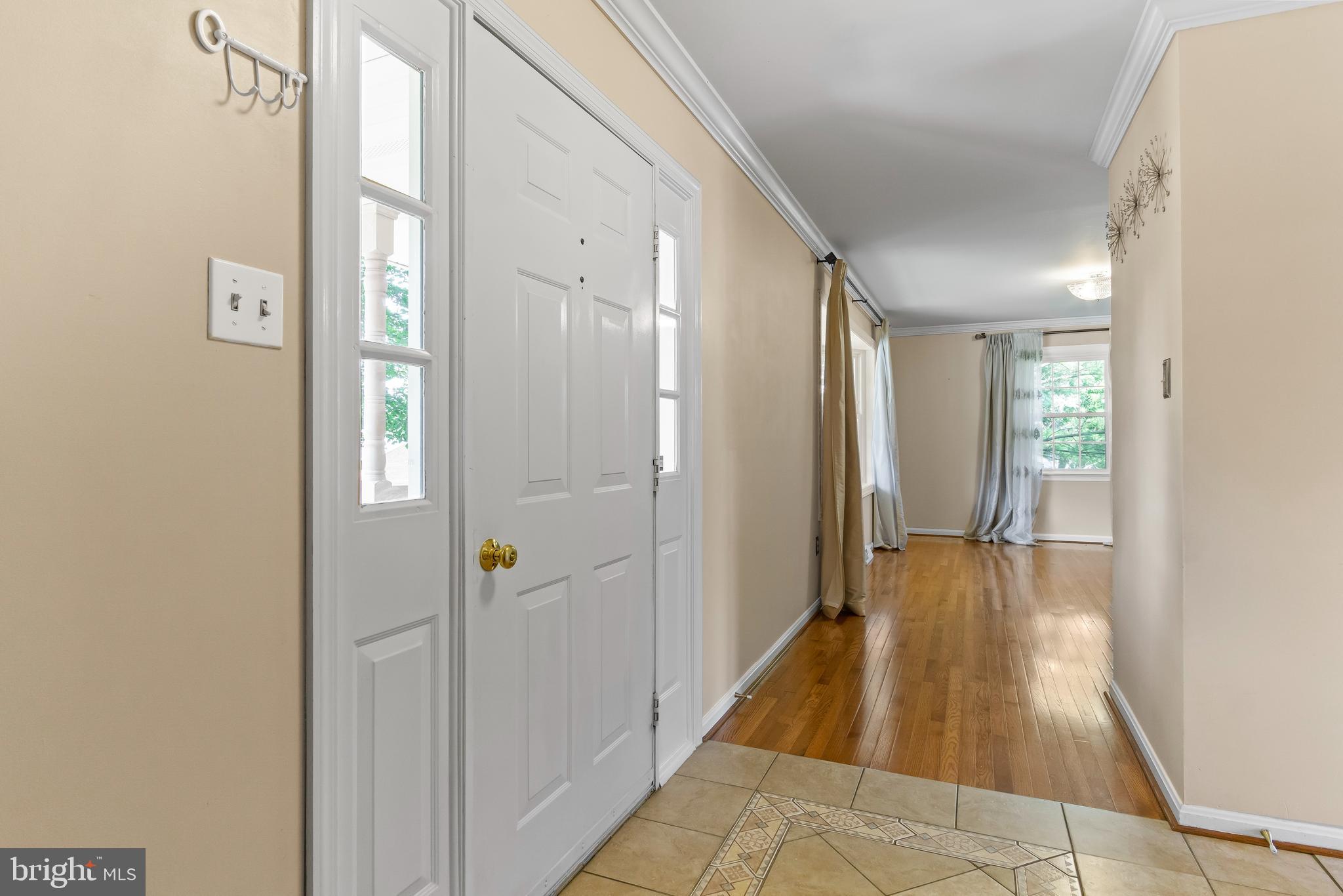 COLONIAL PARK EAST - Residential Lease