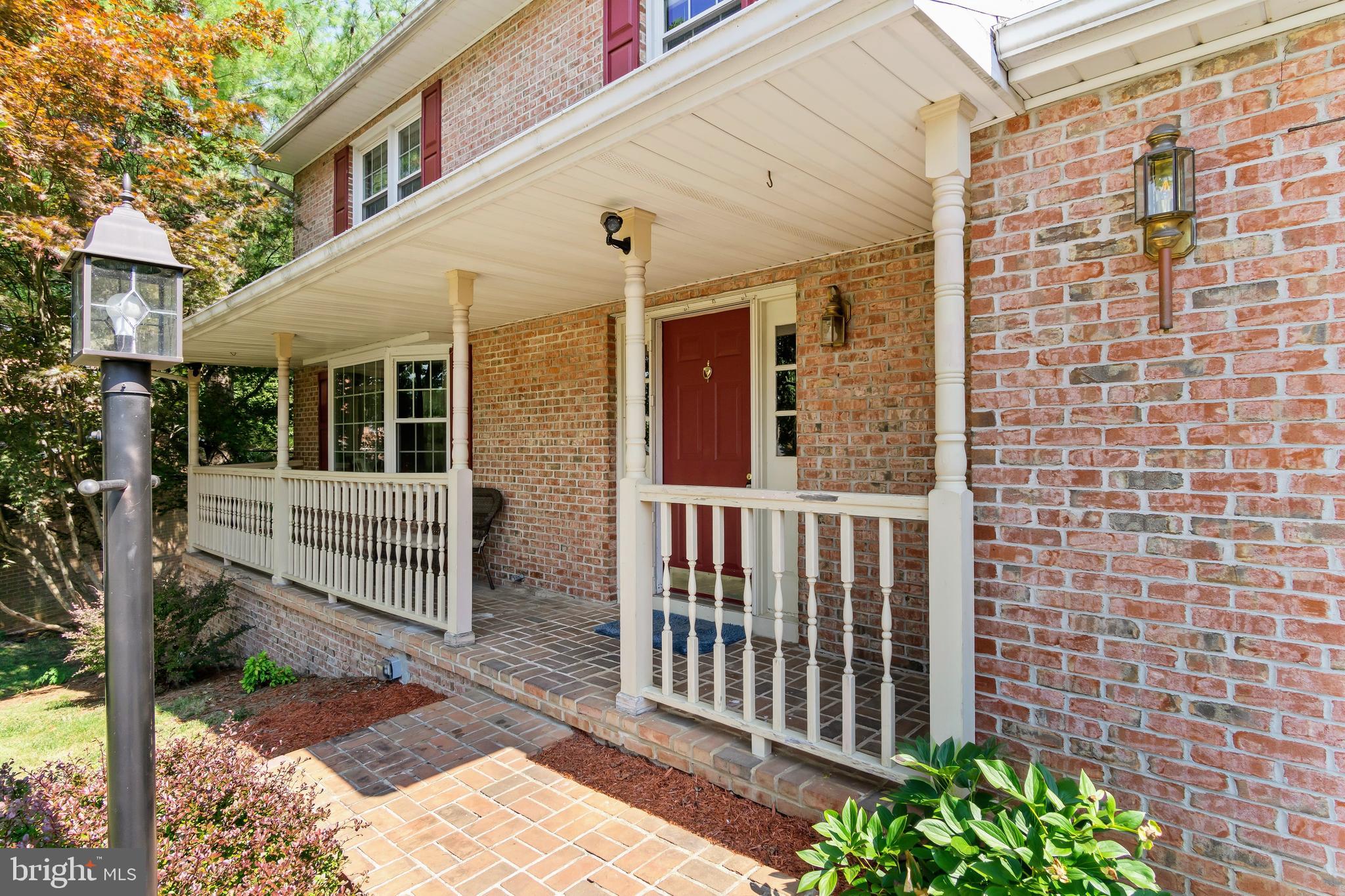 COLONIAL PARK EAST - Residential Lease