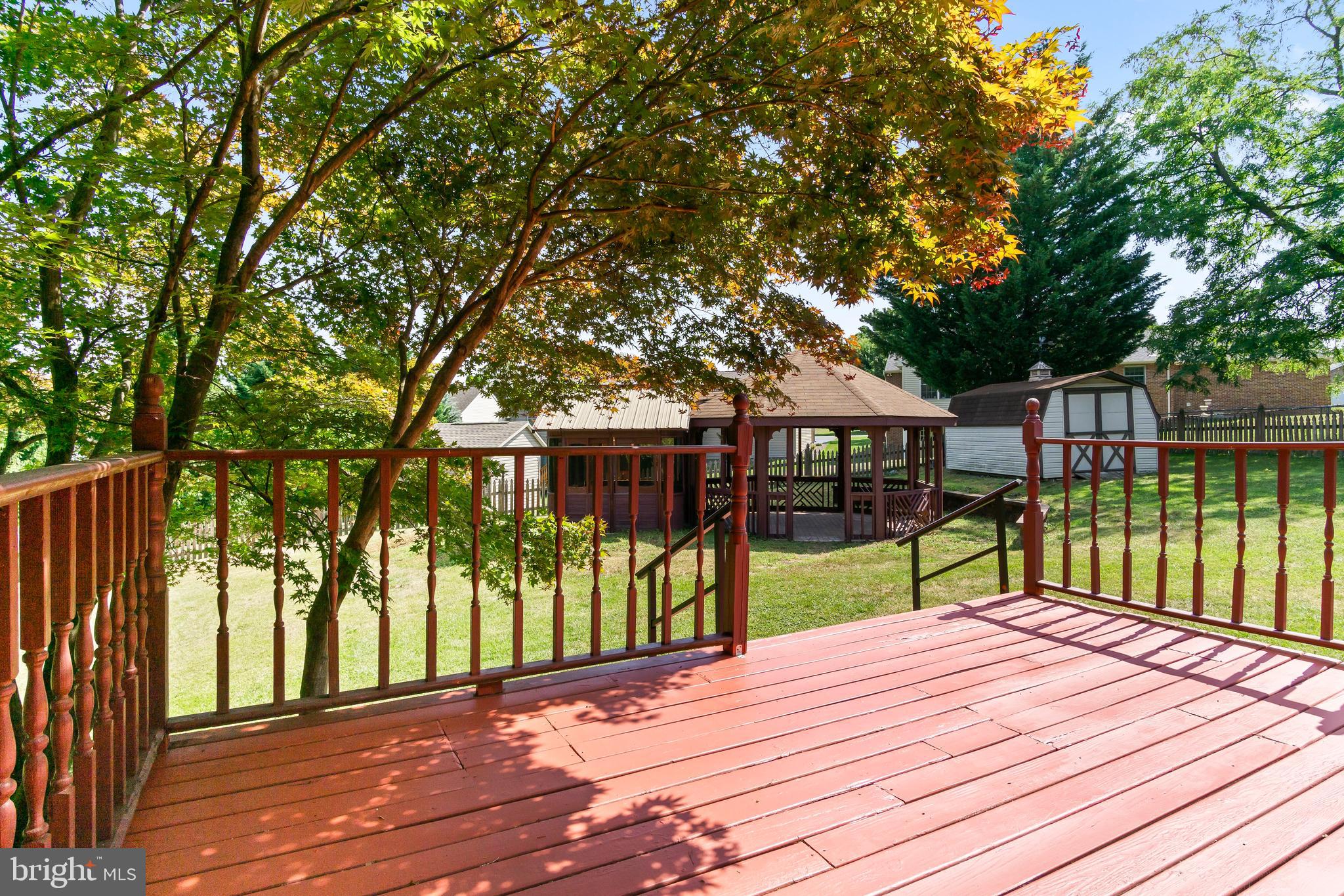 COLONIAL PARK EAST - Residential Lease