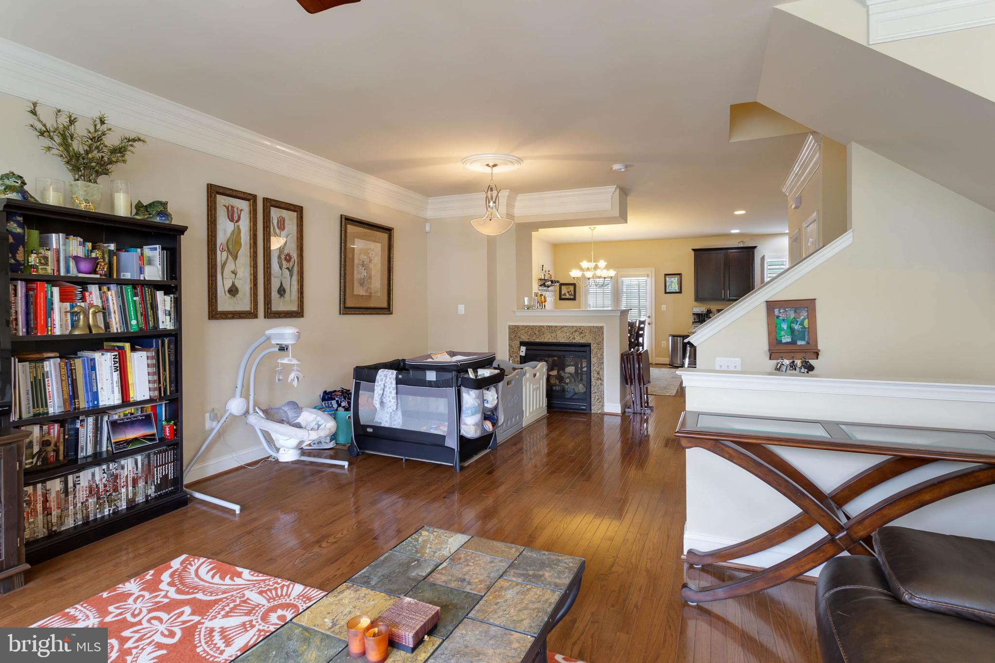 TRIANGLE HIGHLANDS CONDO - Residential
