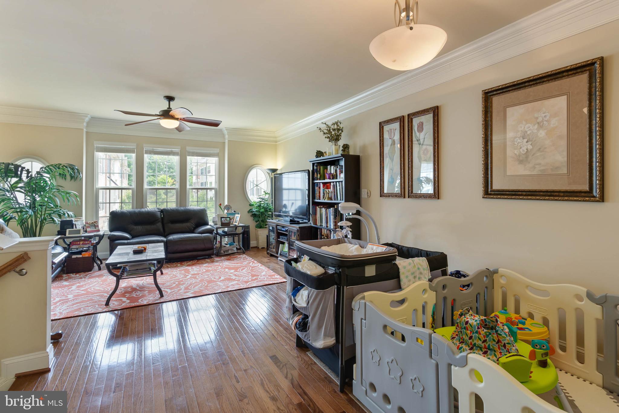 TRIANGLE HIGHLANDS CONDO - Residential