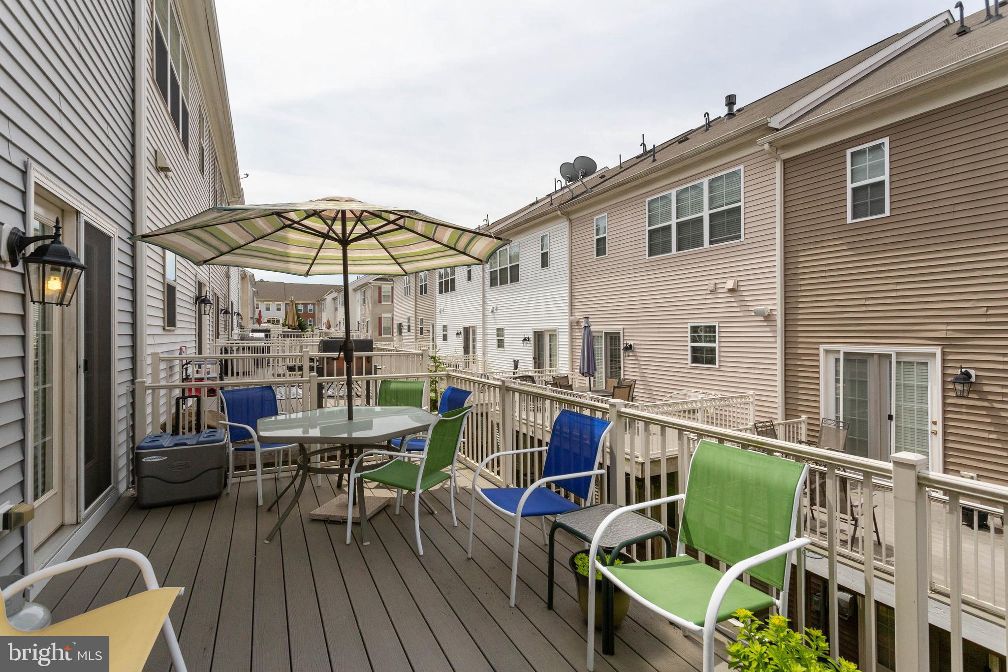TRIANGLE HIGHLANDS CONDO - Residential