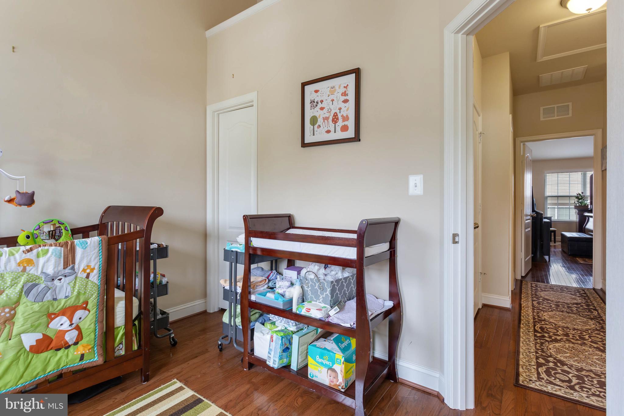 TRIANGLE HIGHLANDS CONDO - Residential