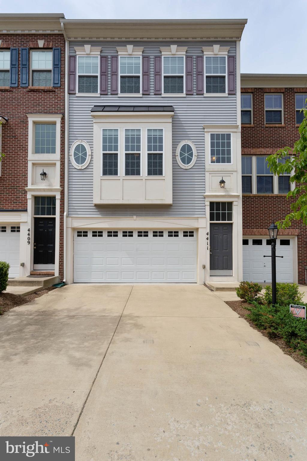 TRIANGLE HIGHLANDS CONDO - Residential