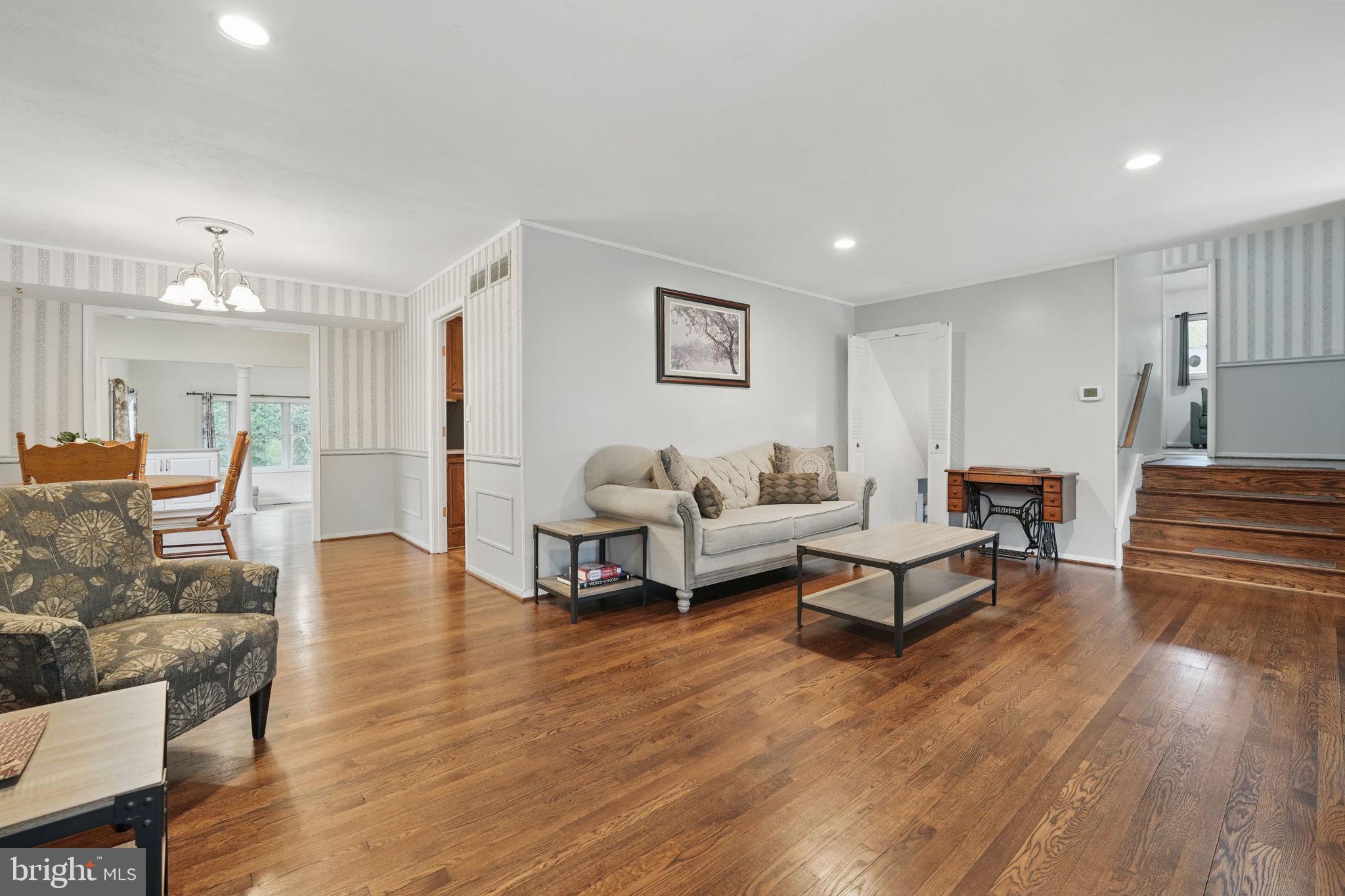 VALLEY BROOK - Residential Lease