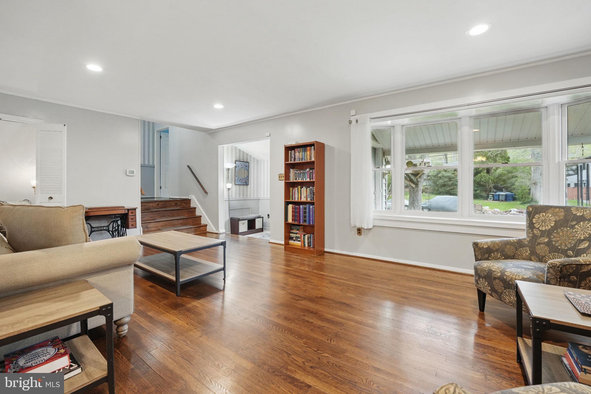 VALLEY BROOK - Residential Lease