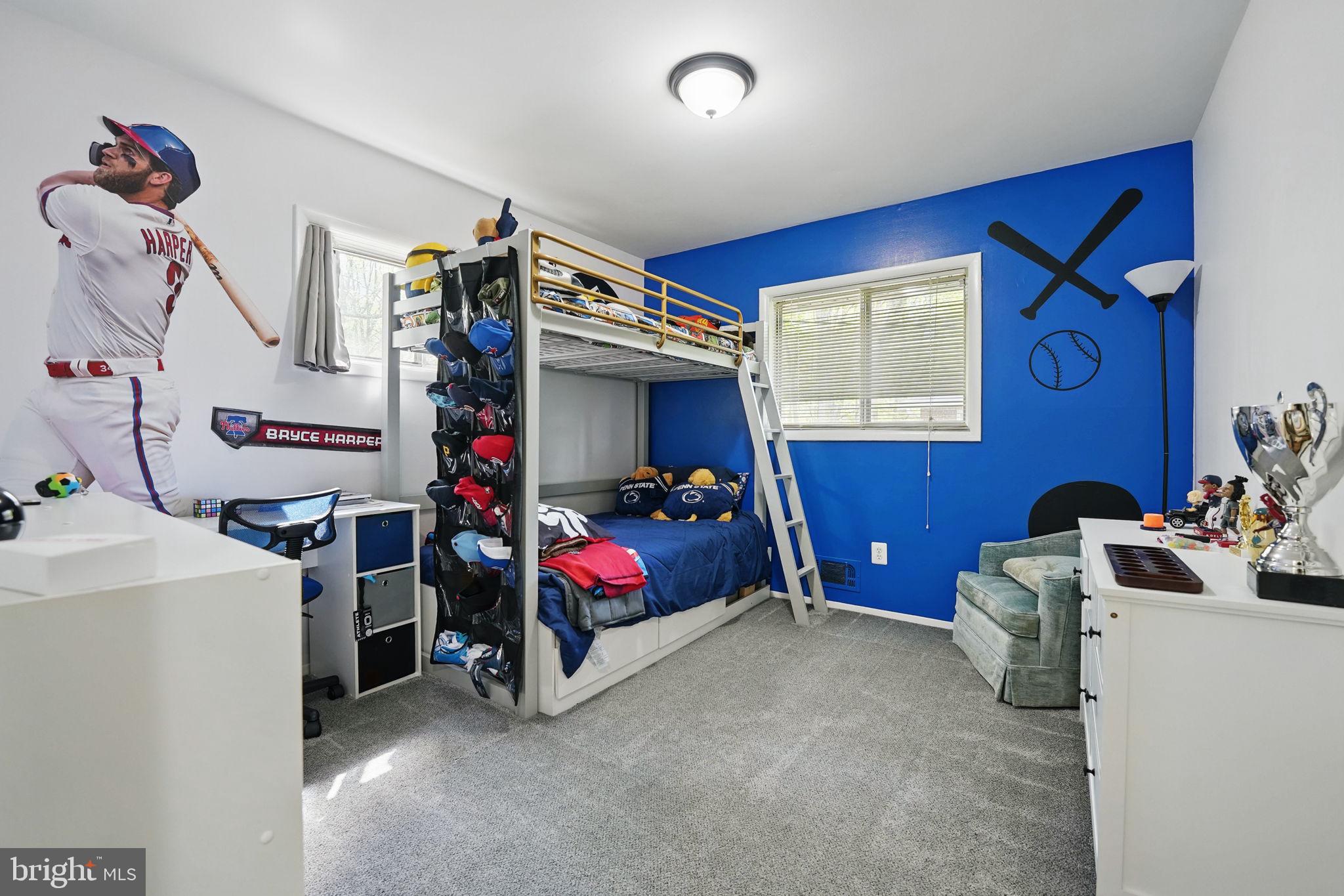 VALLEY BROOK - Residential Lease