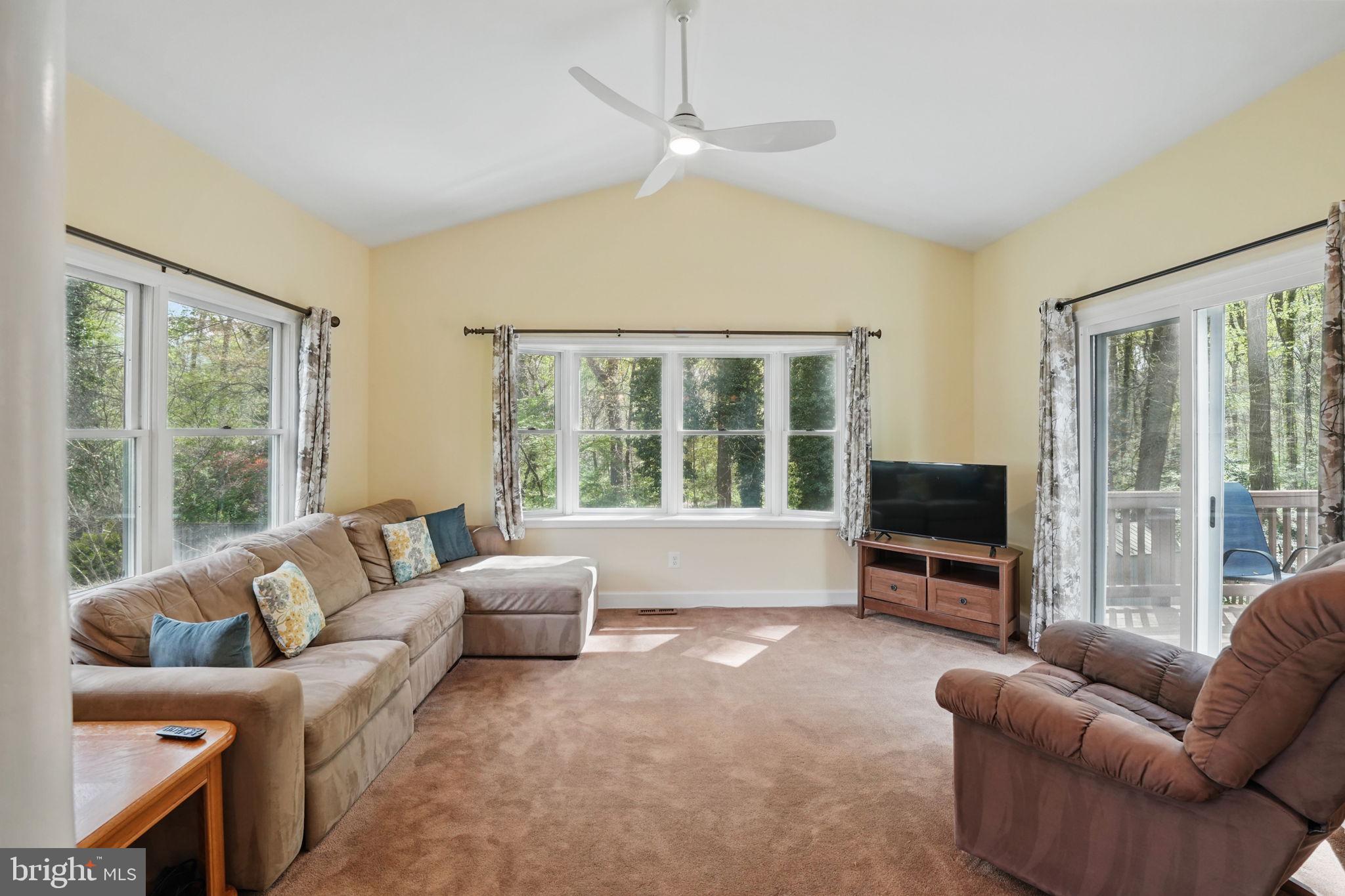 VALLEY BROOK - Residential Lease