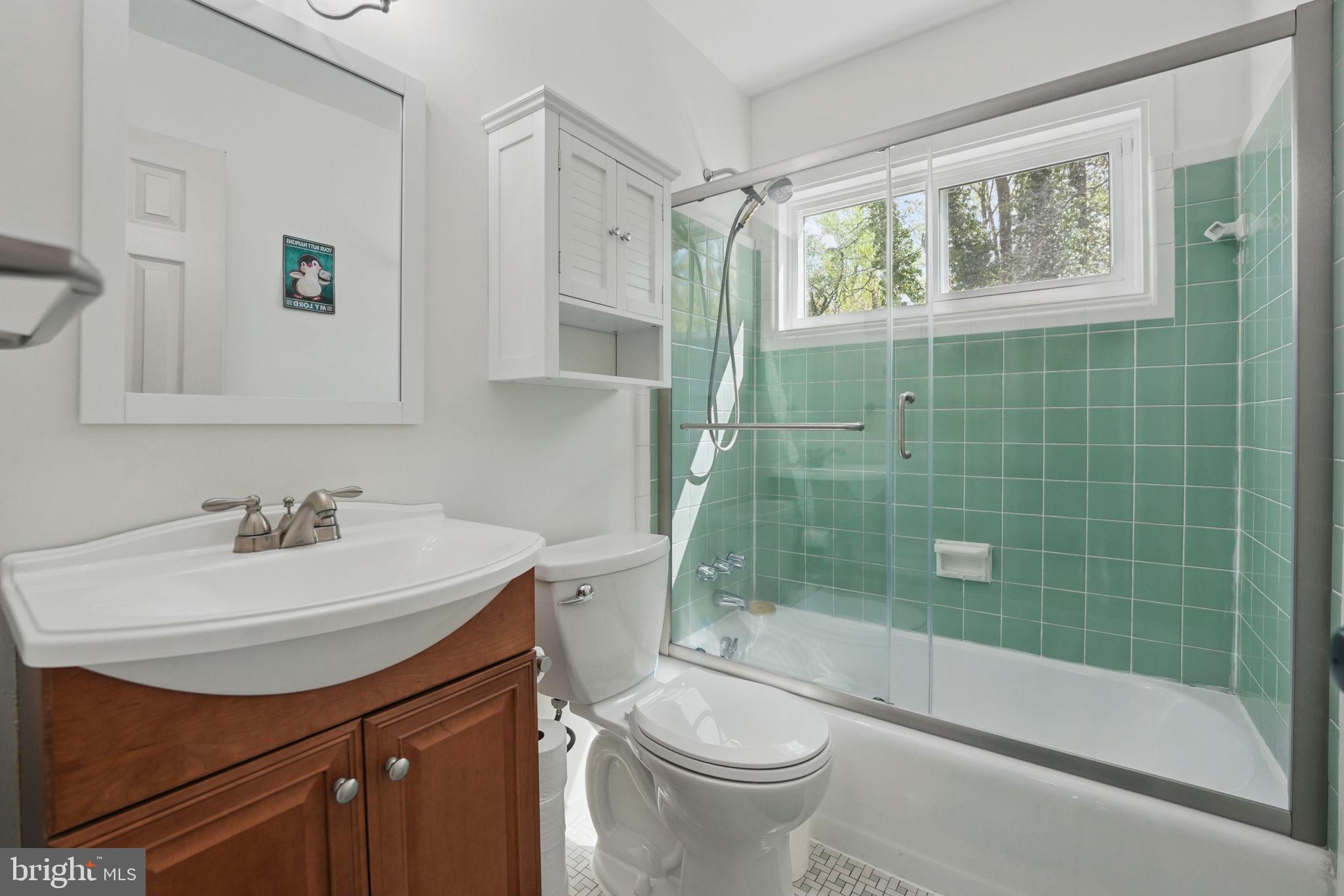 VALLEY BROOK - Residential Lease