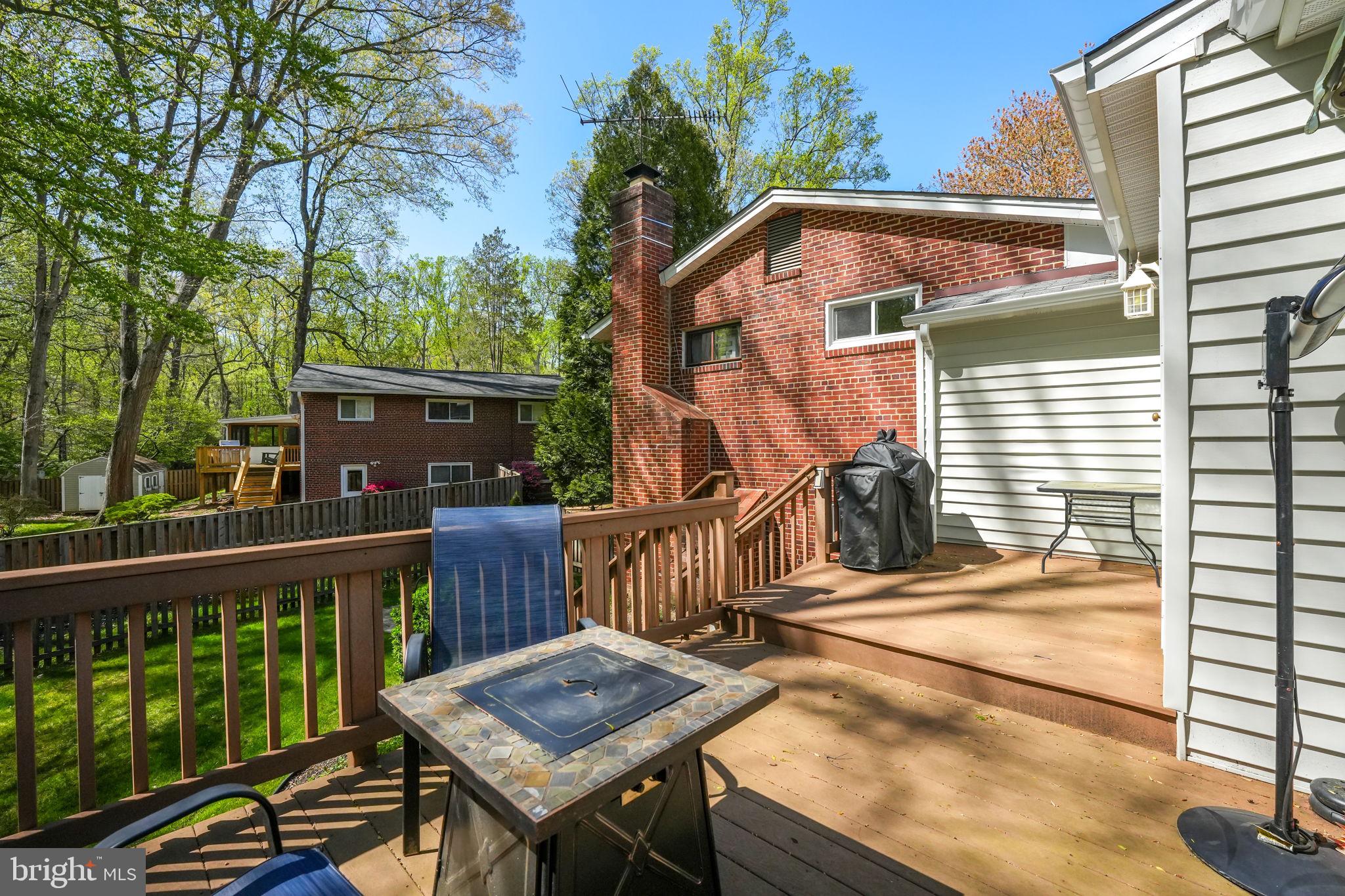 VALLEY BROOK - Residential Lease