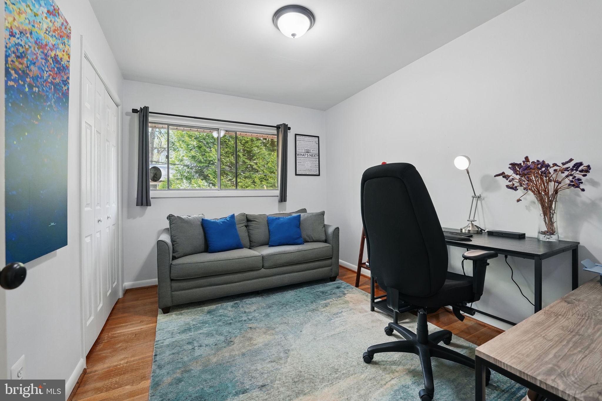 VALLEY BROOK - Residential Lease