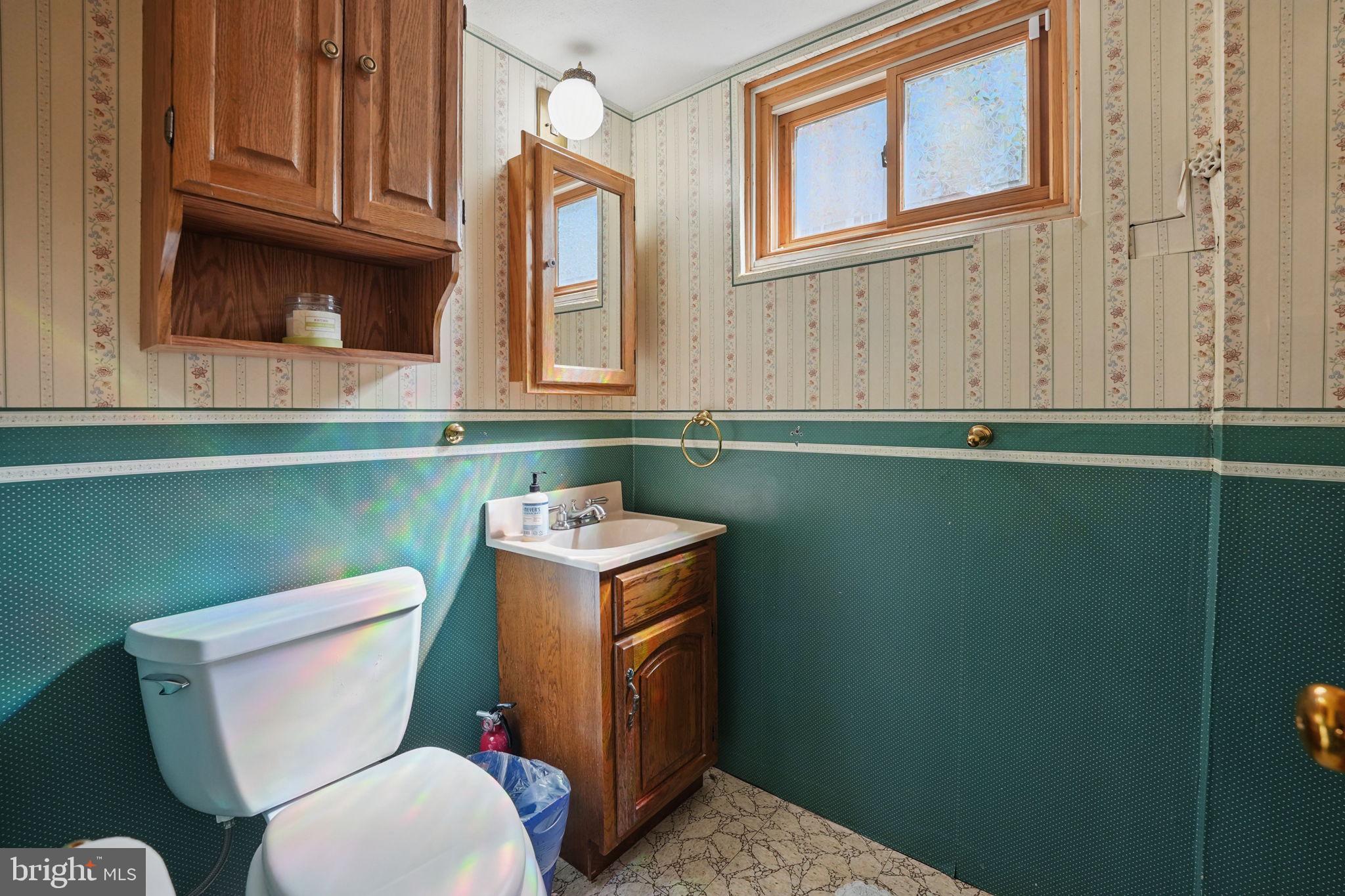 VALLEY BROOK - Residential Lease