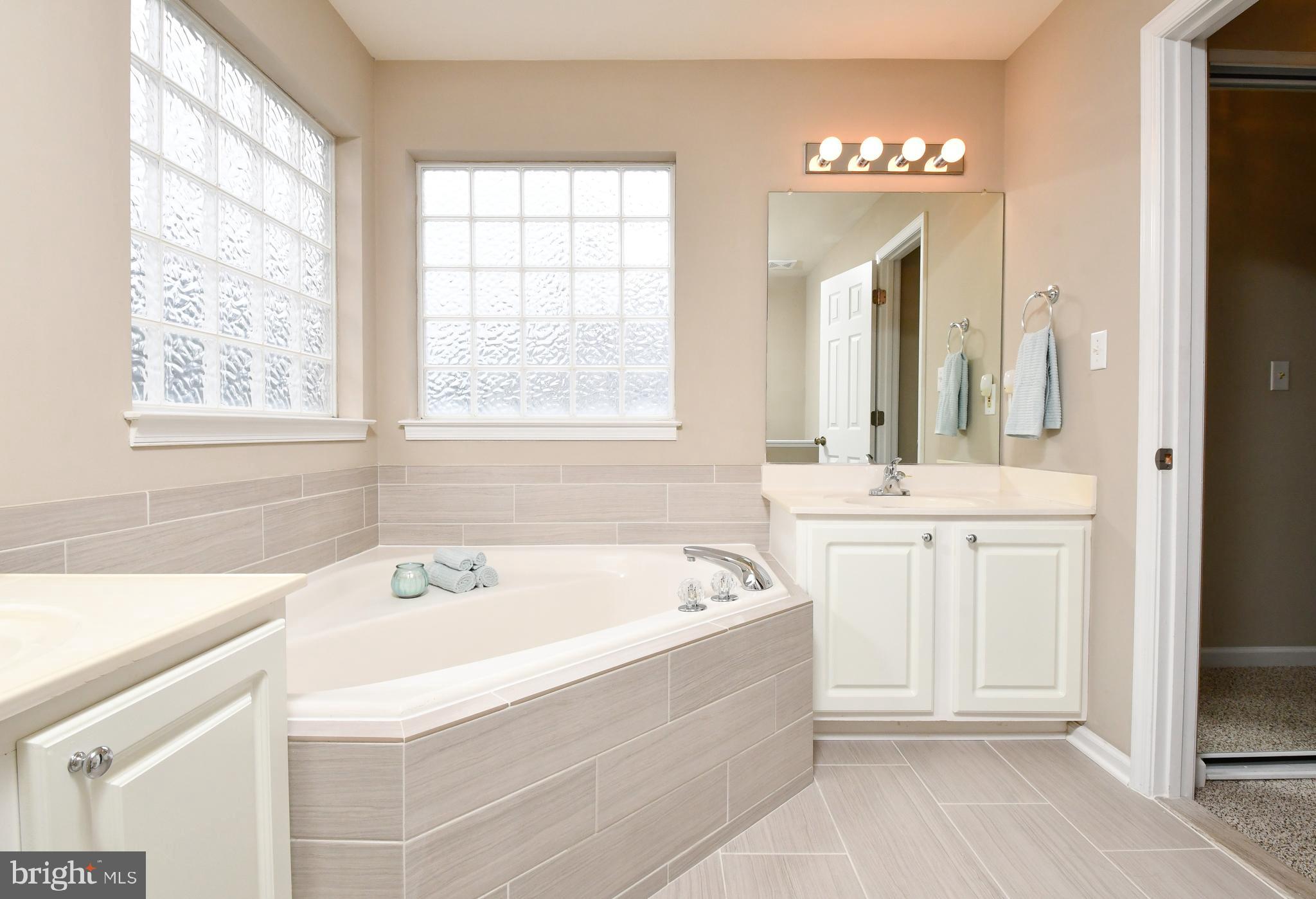 LEE'S HILL NORTH - Residential