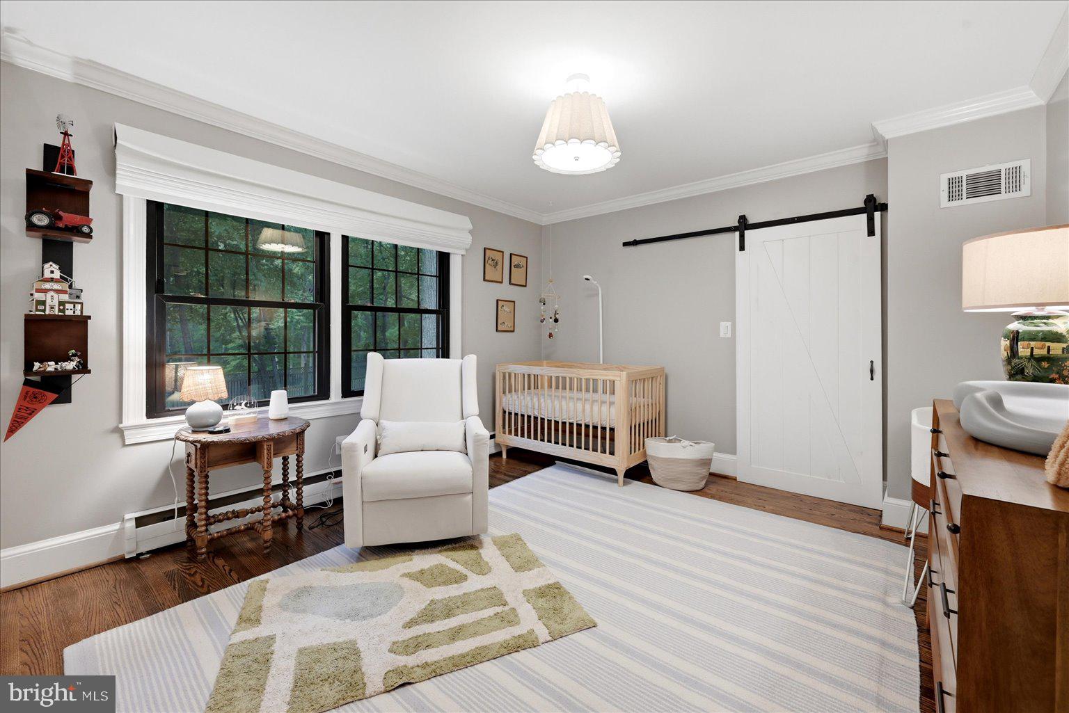 EAGLE ROCK - Residential