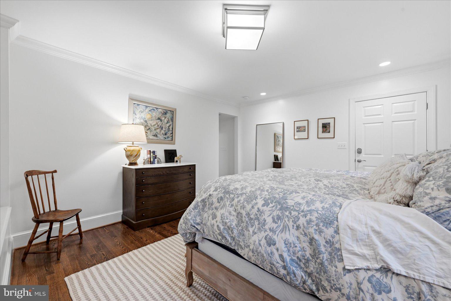 EAGLE ROCK - Residential