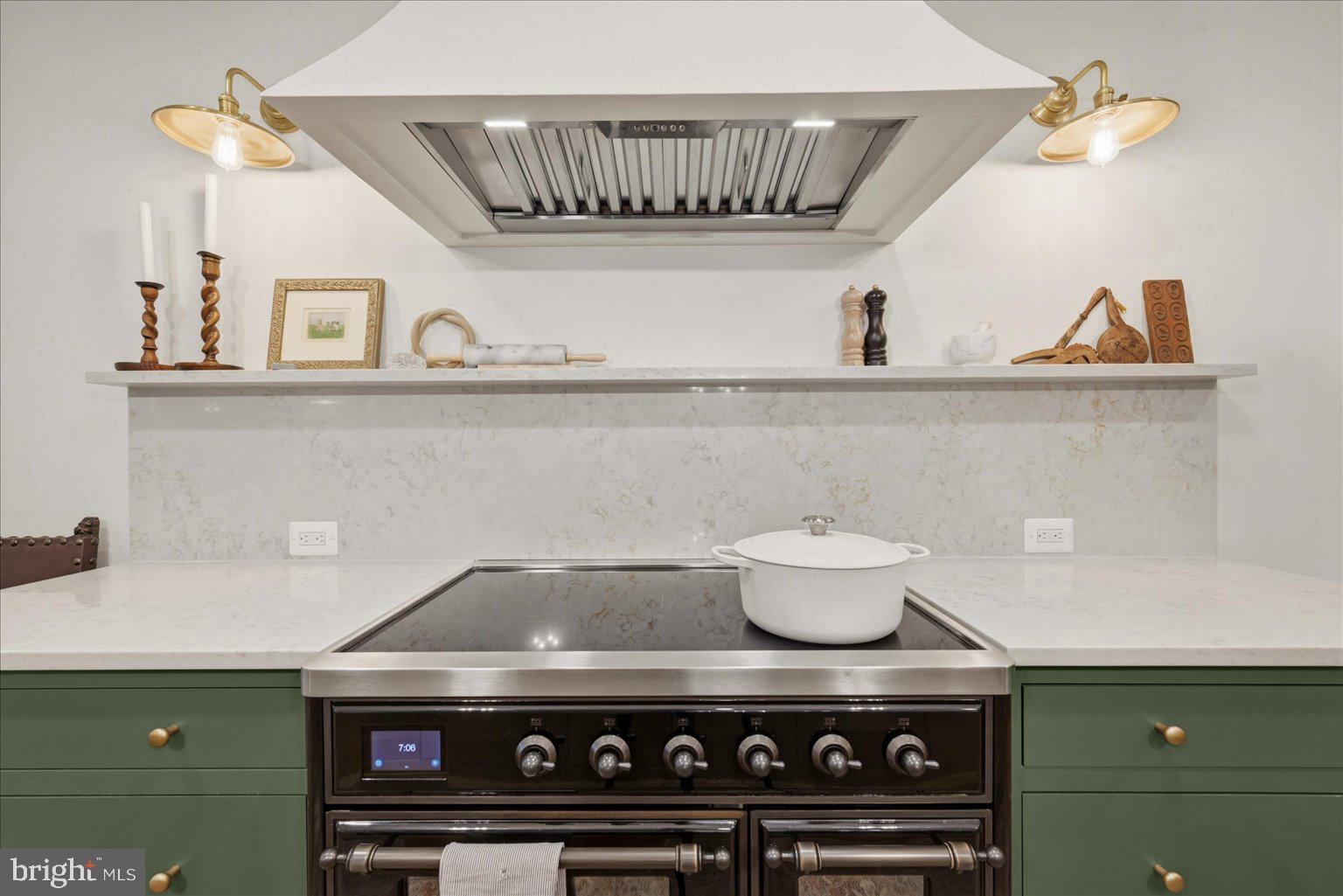 EAGLE ROCK - Residential