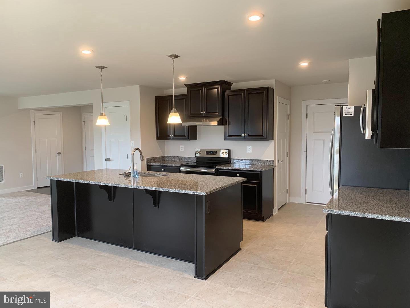 POTOMAC STATION - Residential Lease