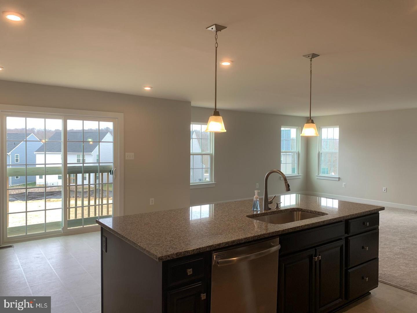 POTOMAC STATION - Residential Lease