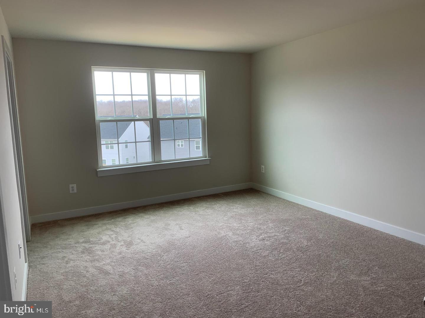 POTOMAC STATION - Residential Lease