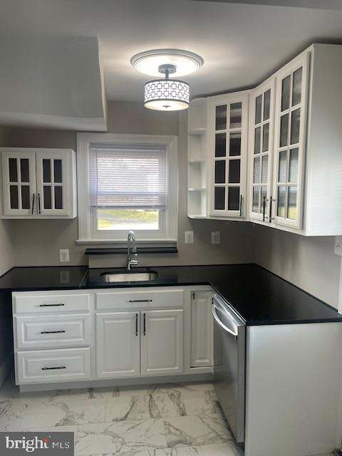 AVON PARK - Residential Lease