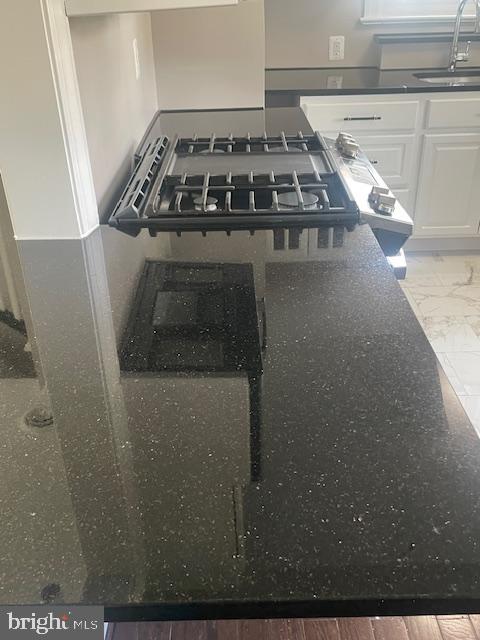 AVON PARK - Residential Lease