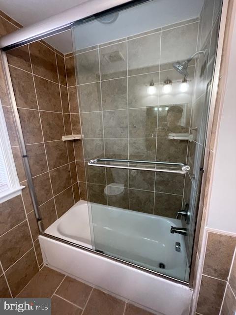 AVON PARK - Residential Lease