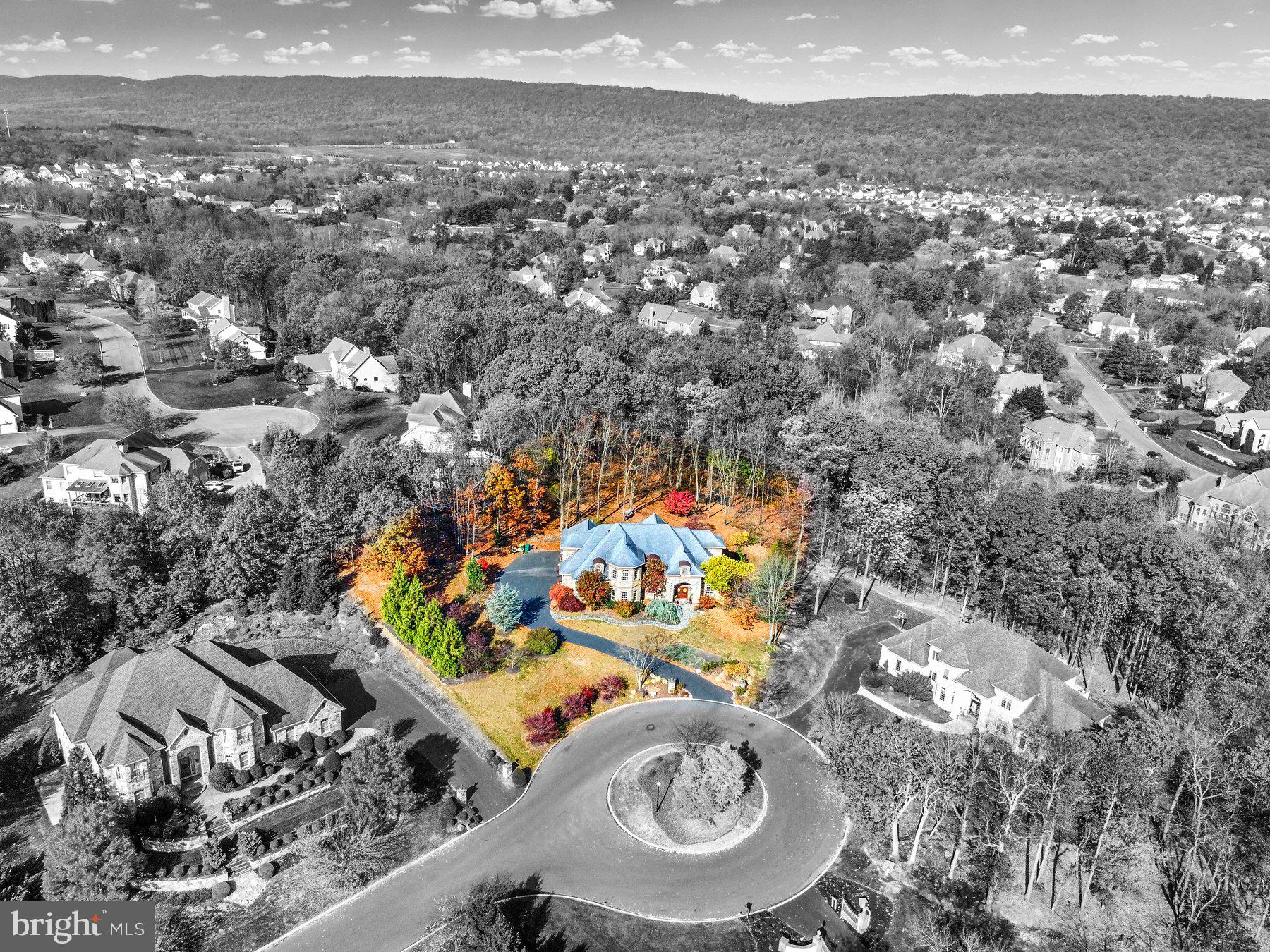 PINEHURST HILLS - Residential