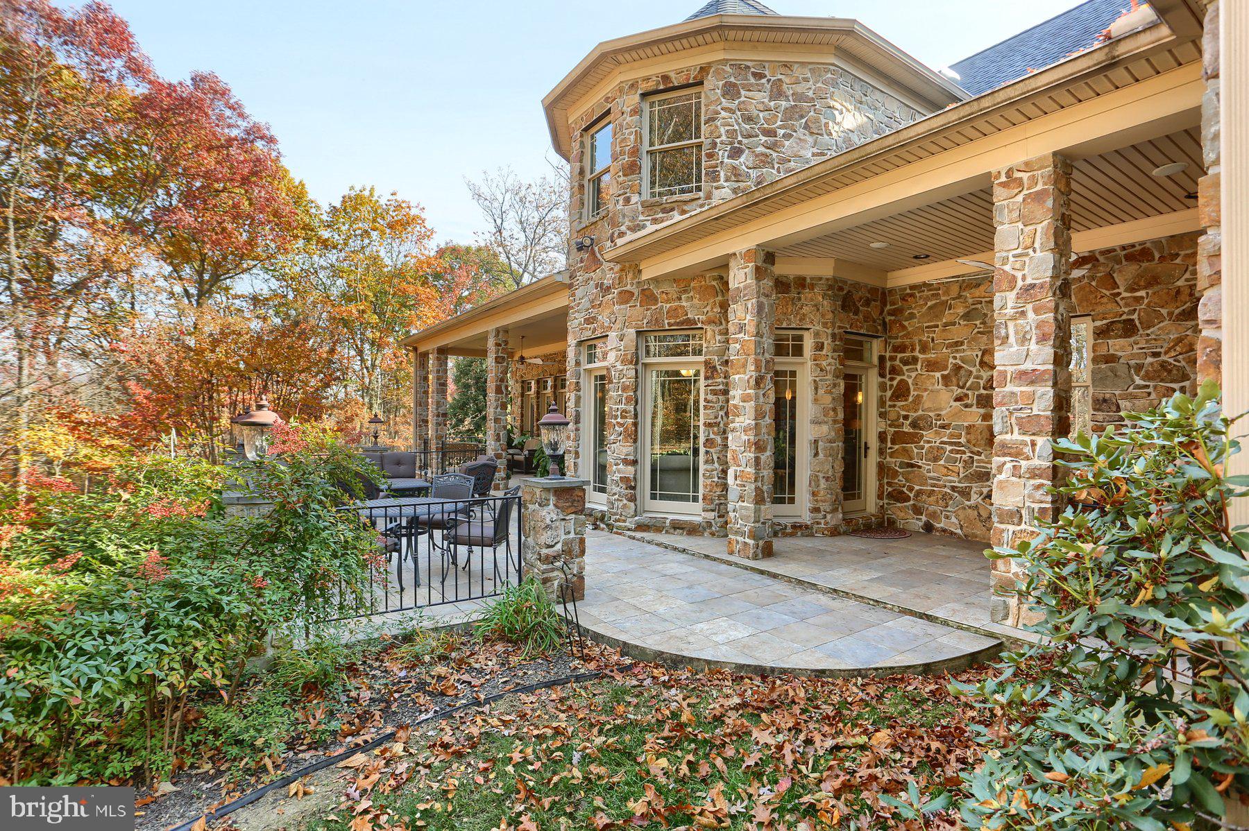 PINEHURST HILLS - Residential