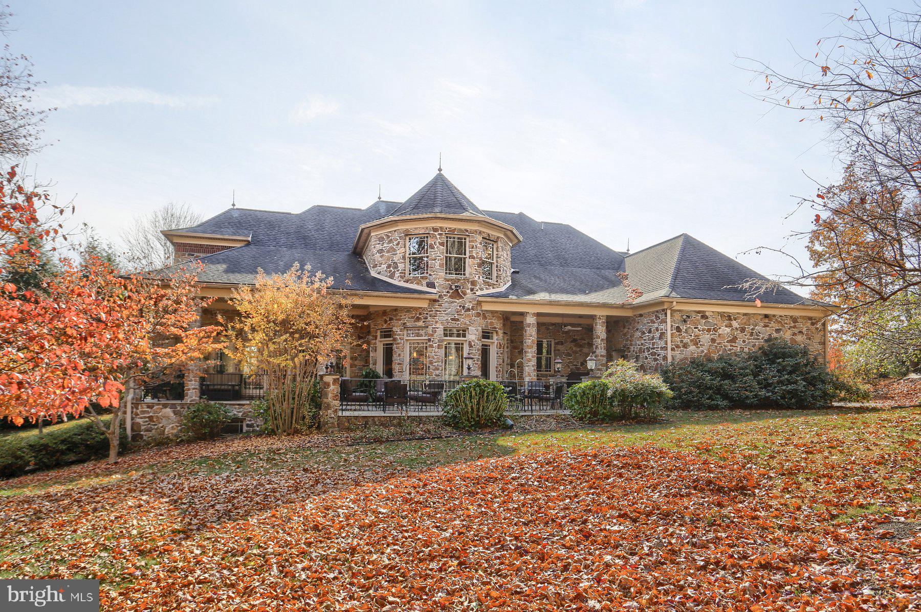 PINEHURST HILLS - Residential