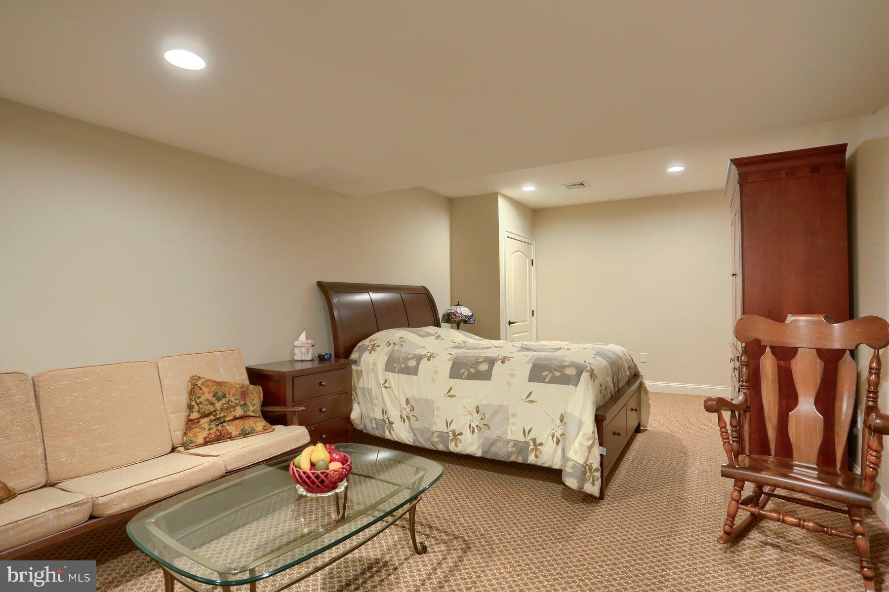 PINEHURST HILLS - Residential