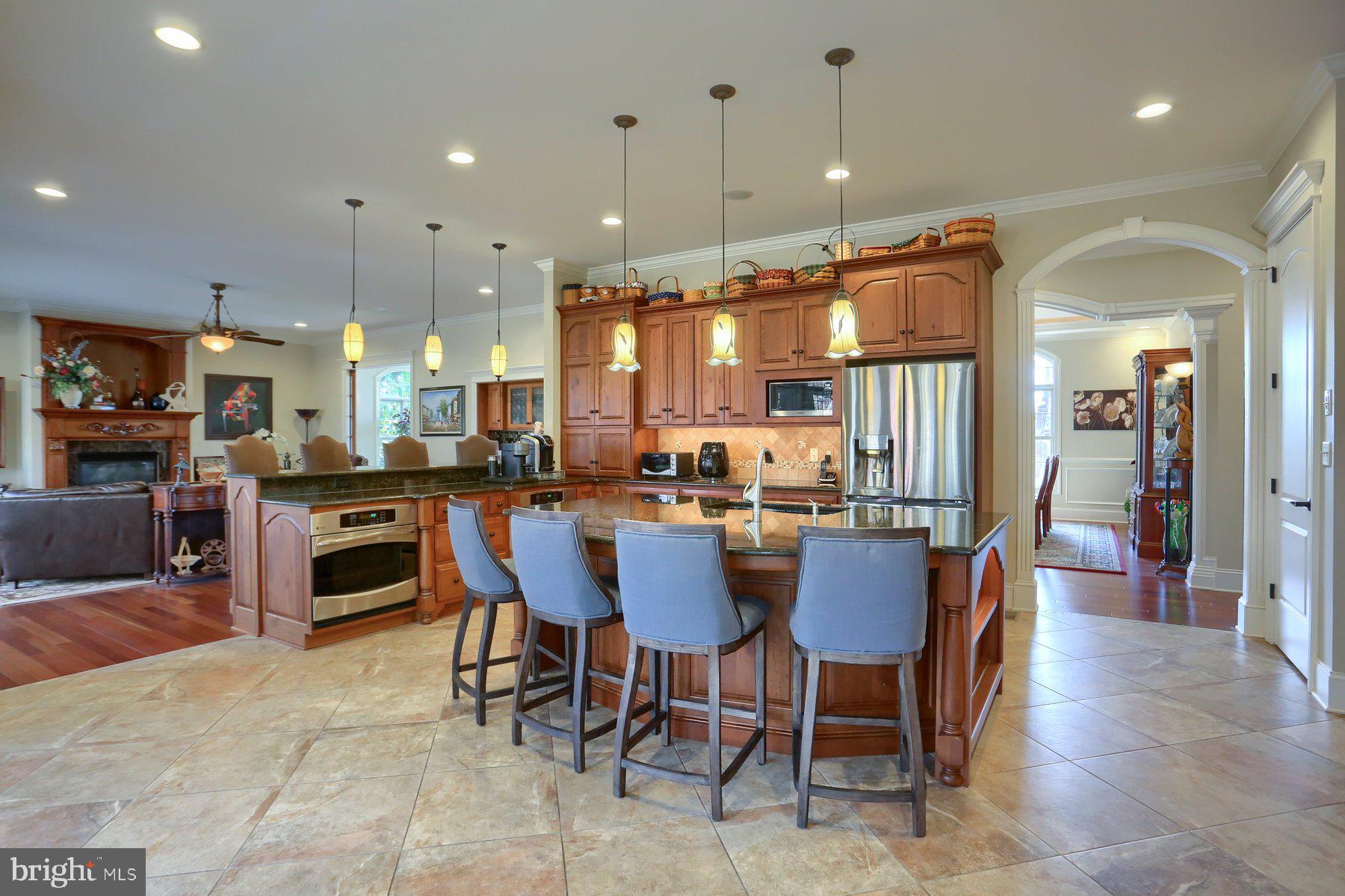 PINEHURST HILLS - Residential