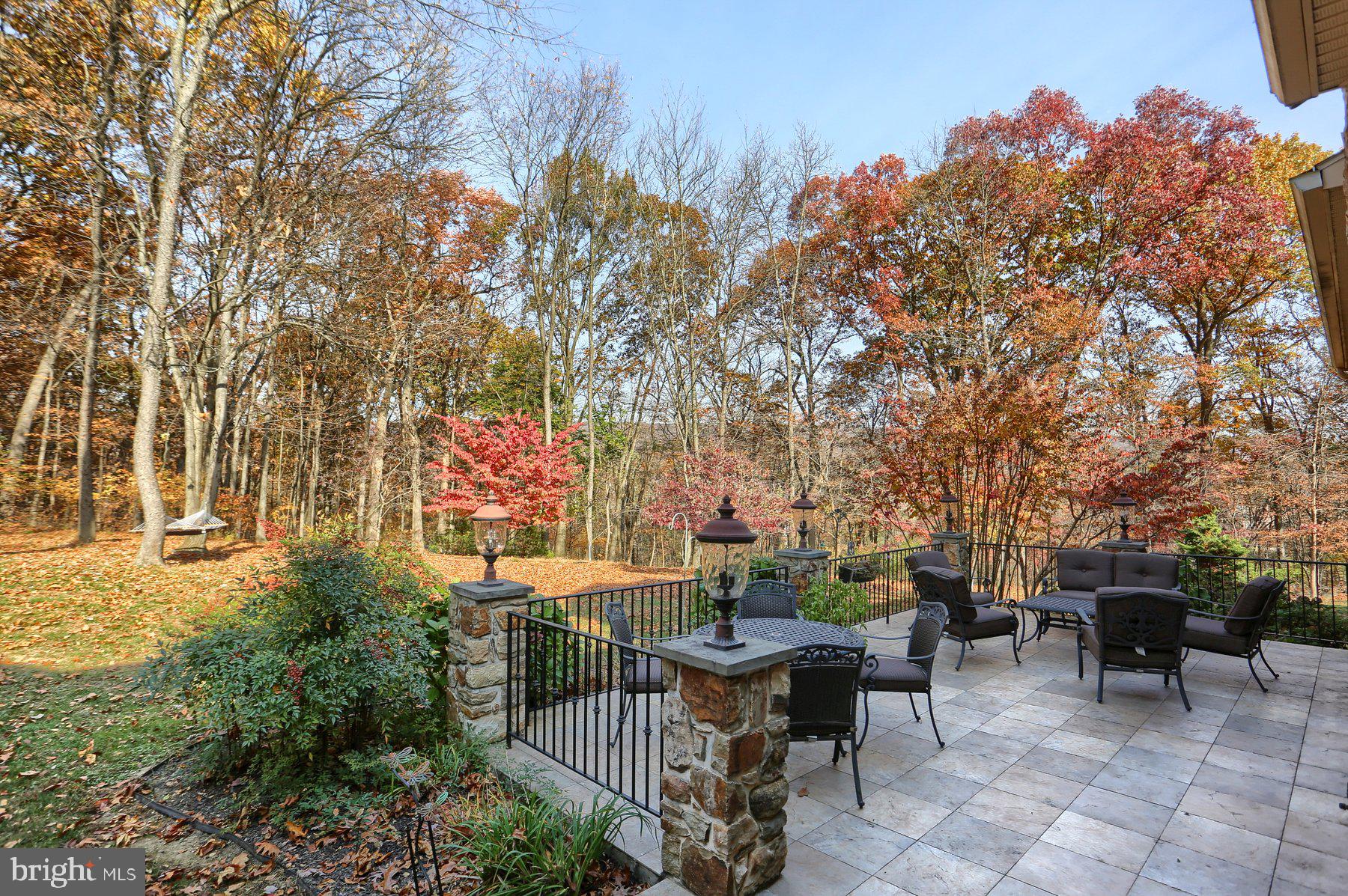 PINEHURST HILLS - Residential