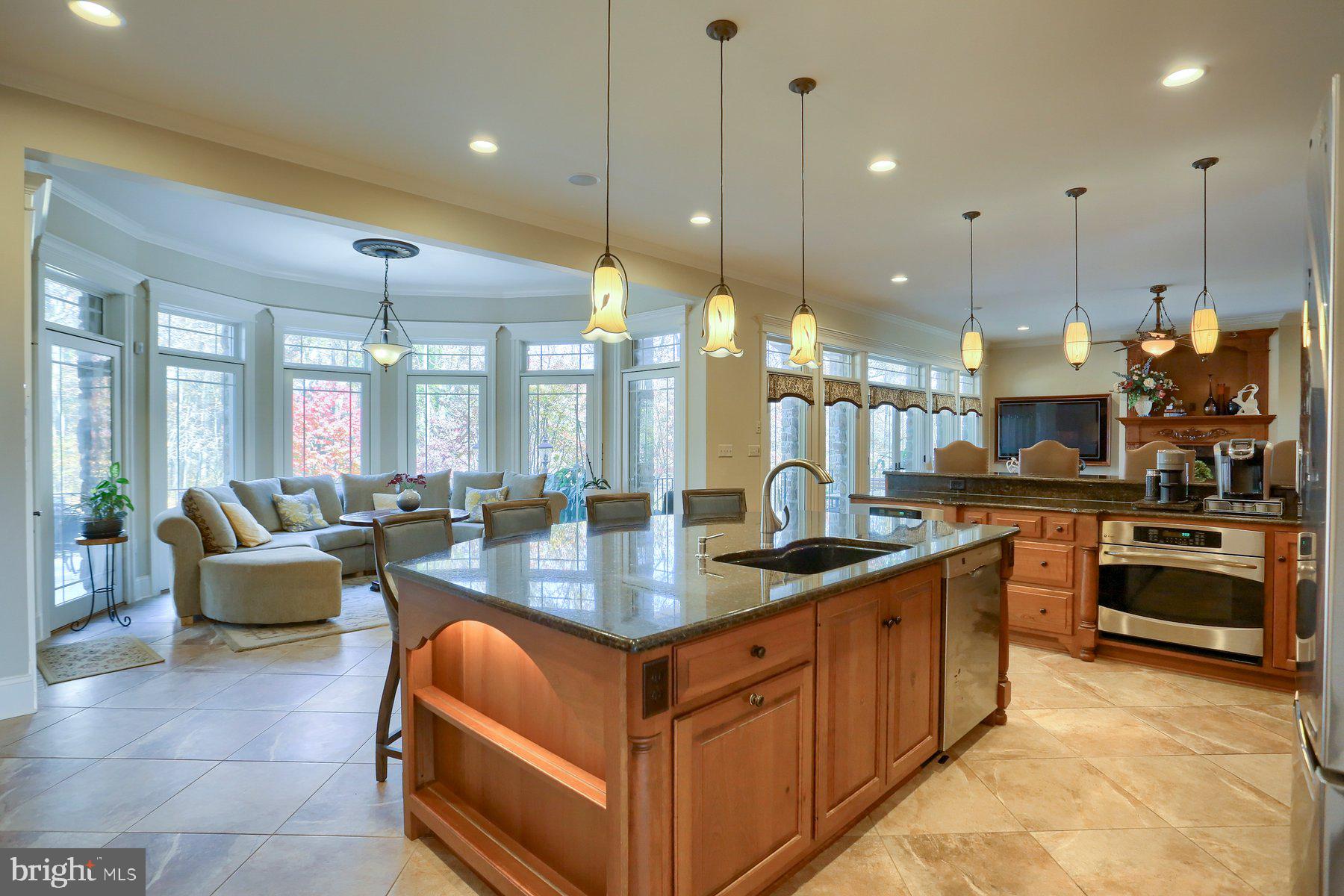 PINEHURST HILLS - Residential