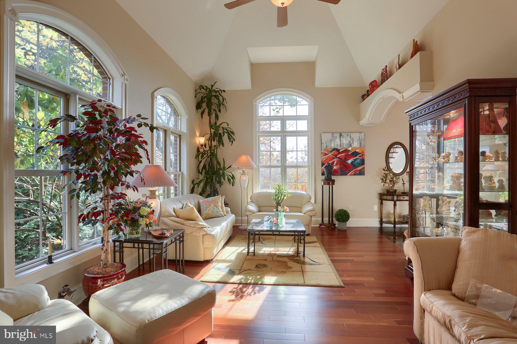 PINEHURST HILLS - Residential