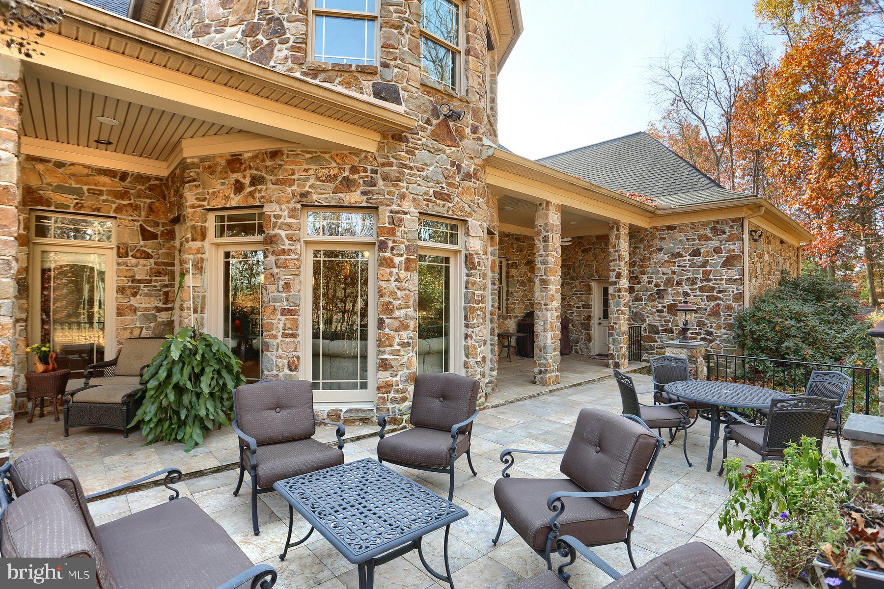 PINEHURST HILLS - Residential