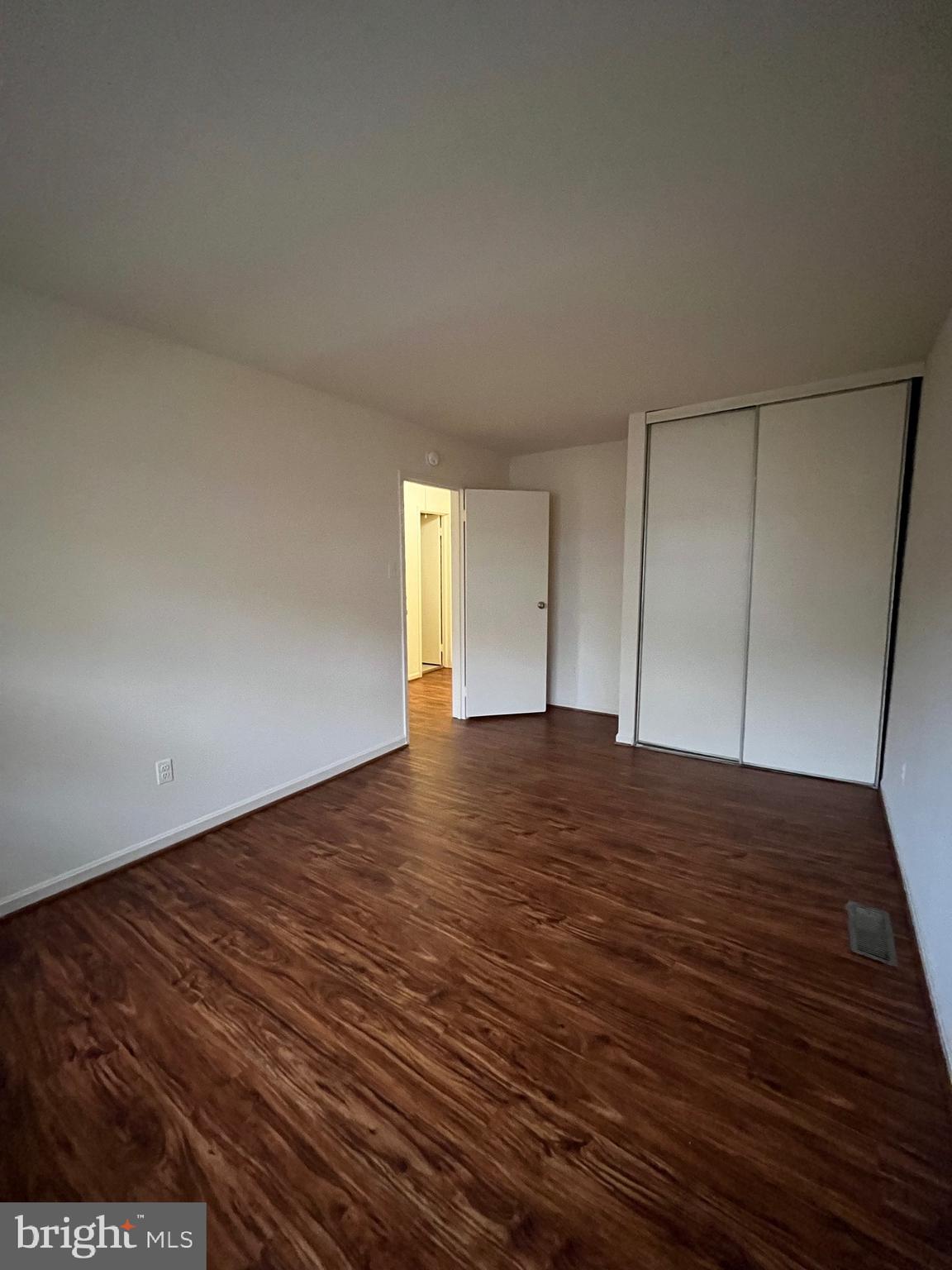 TERRACE TOWNE HOMES OF WOODLAWN - Residential Lease