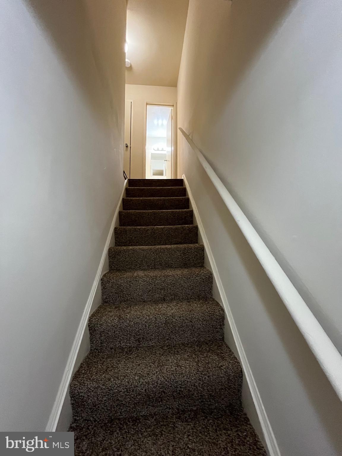 TERRACE TOWNE HOMES OF WOODLAWN - Residential Lease