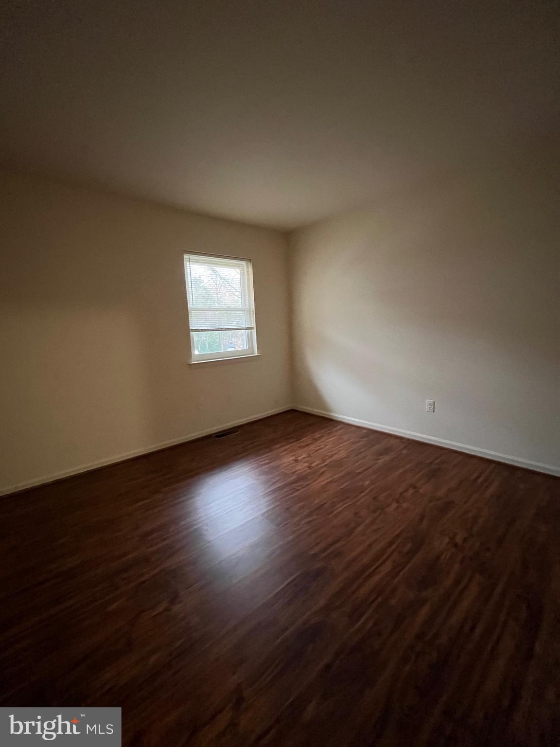 TERRACE TOWNE HOMES OF WOODLAWN - Residential Lease