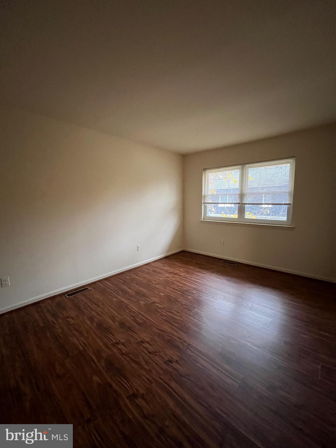 TERRACE TOWNE HOMES OF WOODLAWN - Residential Lease