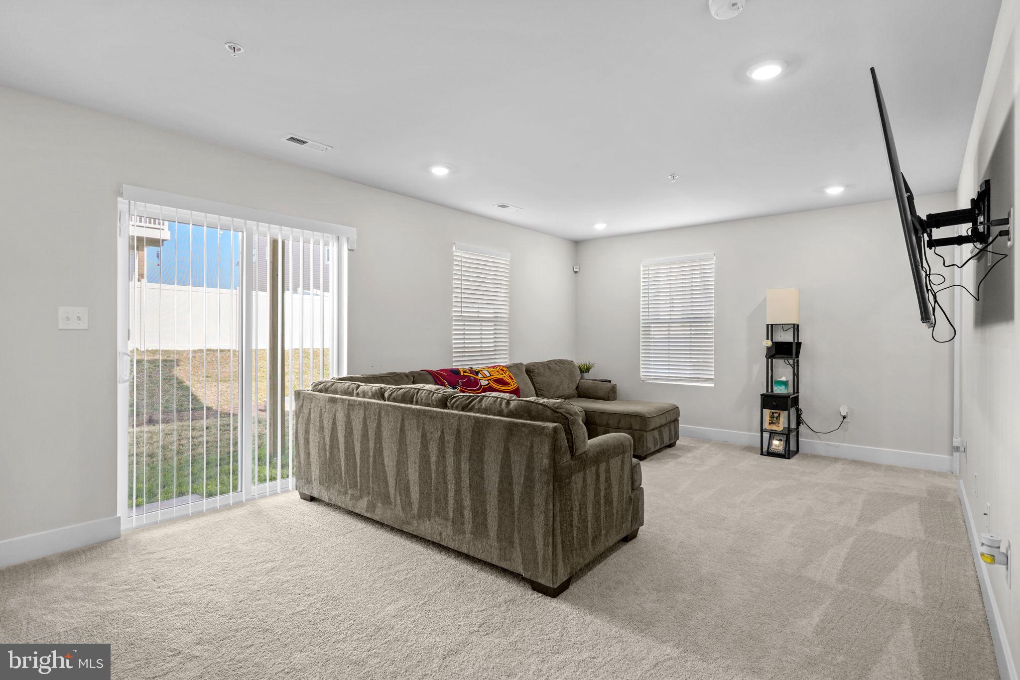 MYRTLE POINT - Residential