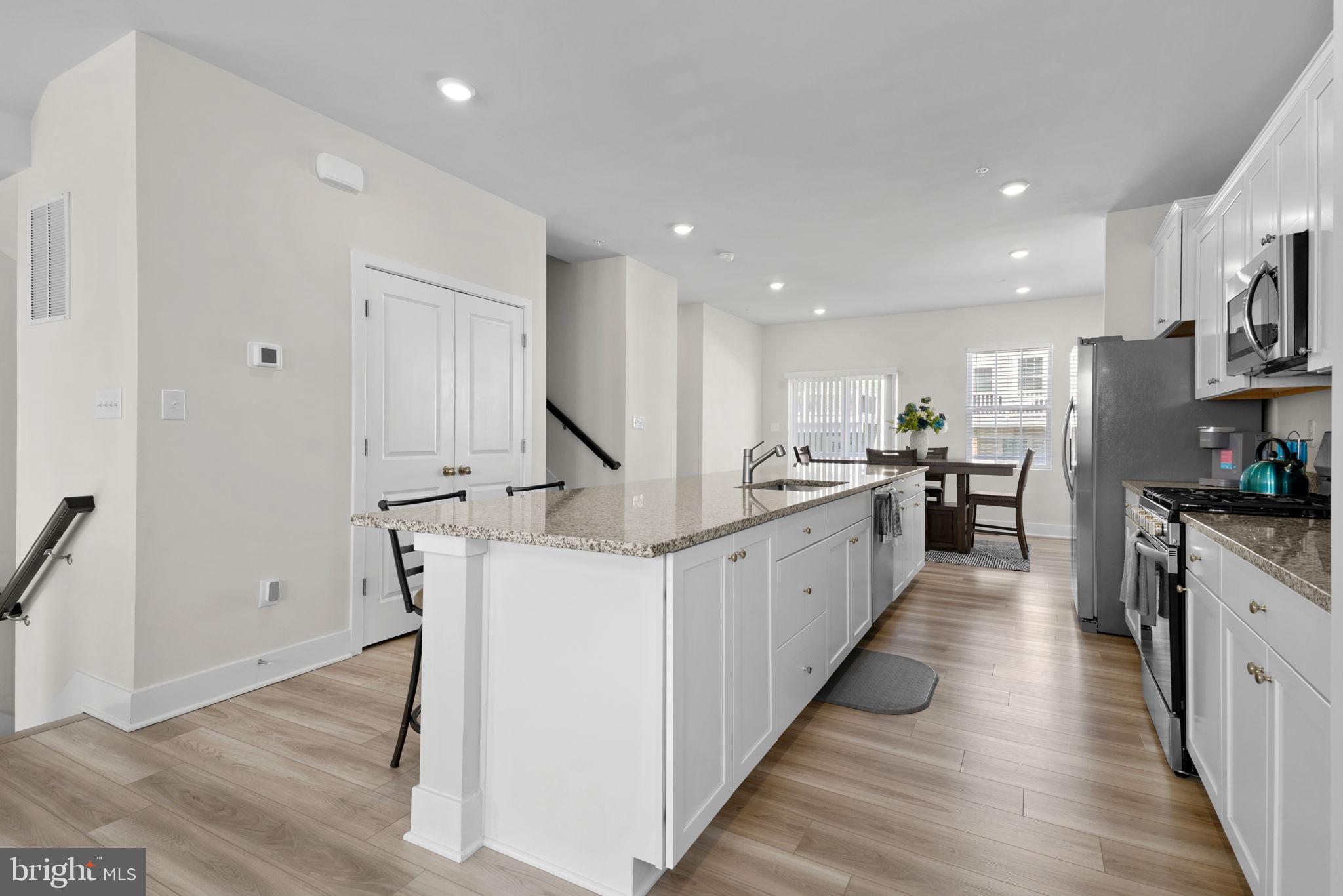 MYRTLE POINT - Residential