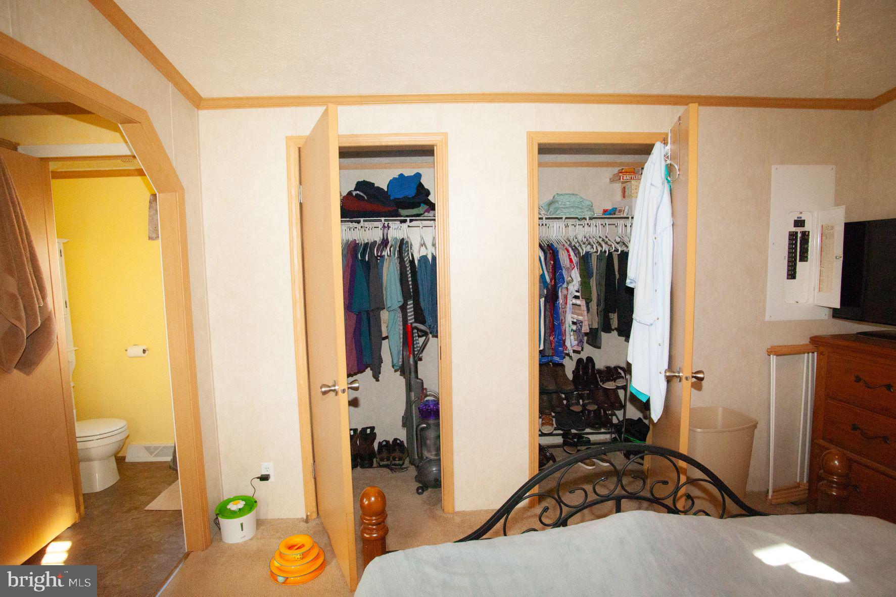 LOCUSTWOOD MHP - Residential