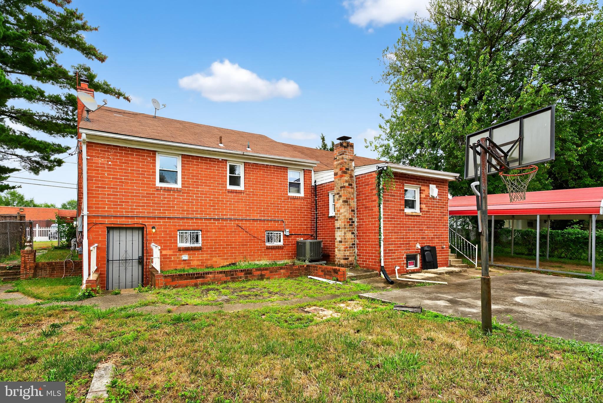 COLUMBIA PARK - Residential