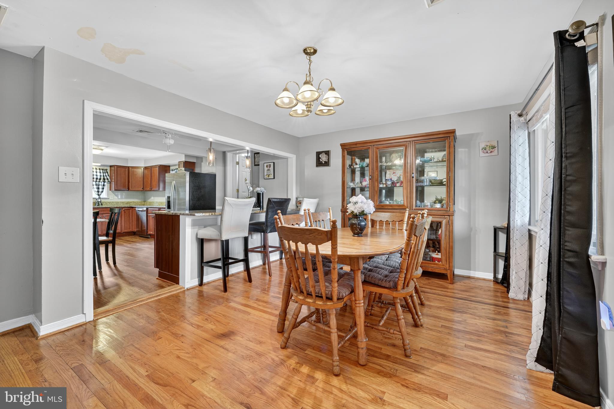 COLUMBIA PARK - Residential